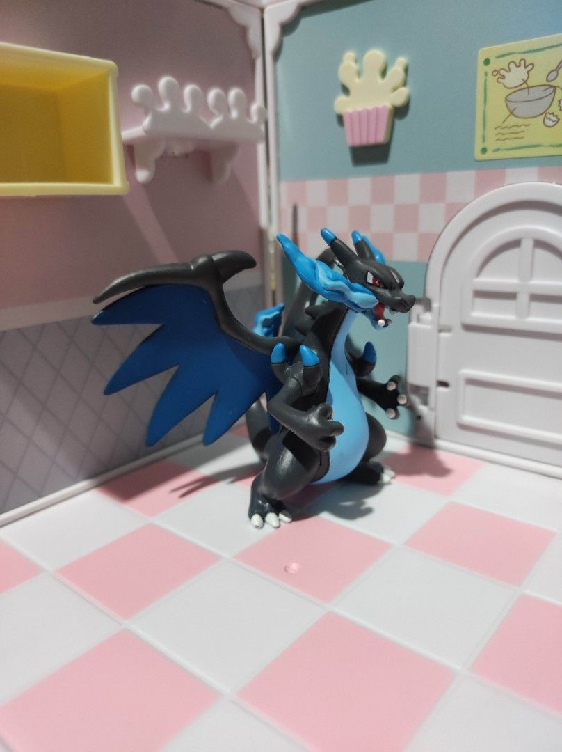 TOMY Pokemon Figure - Mega Charizard X (SP) (Category: Figurines & Statues) located in Taguig. Submitted by lilrootshop (Listing ID 1461252597, Image 2). Description: ***Crossposted*** Price: 650 (fixed) AUTHENTIC First to pay basis. No COD. For item reservation, a down payment of 50% or 100 pesos (whichever is less) is required. Down payment is non-refundable. One month reservation only. Location: Taguig (near BGC) MOP: GCash / GoTyme / CIMB.
