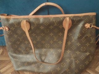 (Category: ) located in . Submitted by _shapreloved (Listing ID 1461212448, Image 1). Description: .