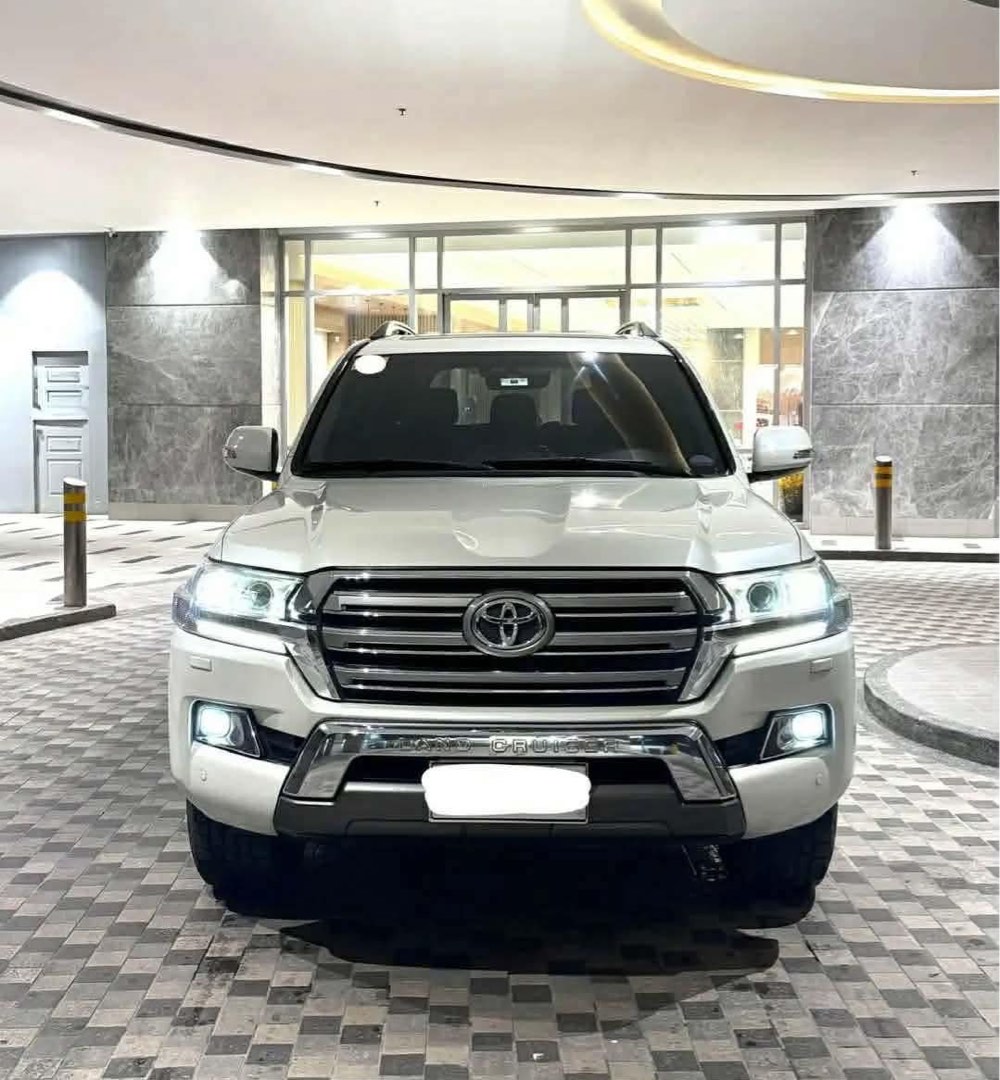 (Category: ) located in . Submitted by quality_cars (Listing ID 1461200169, Image 1). Description: .