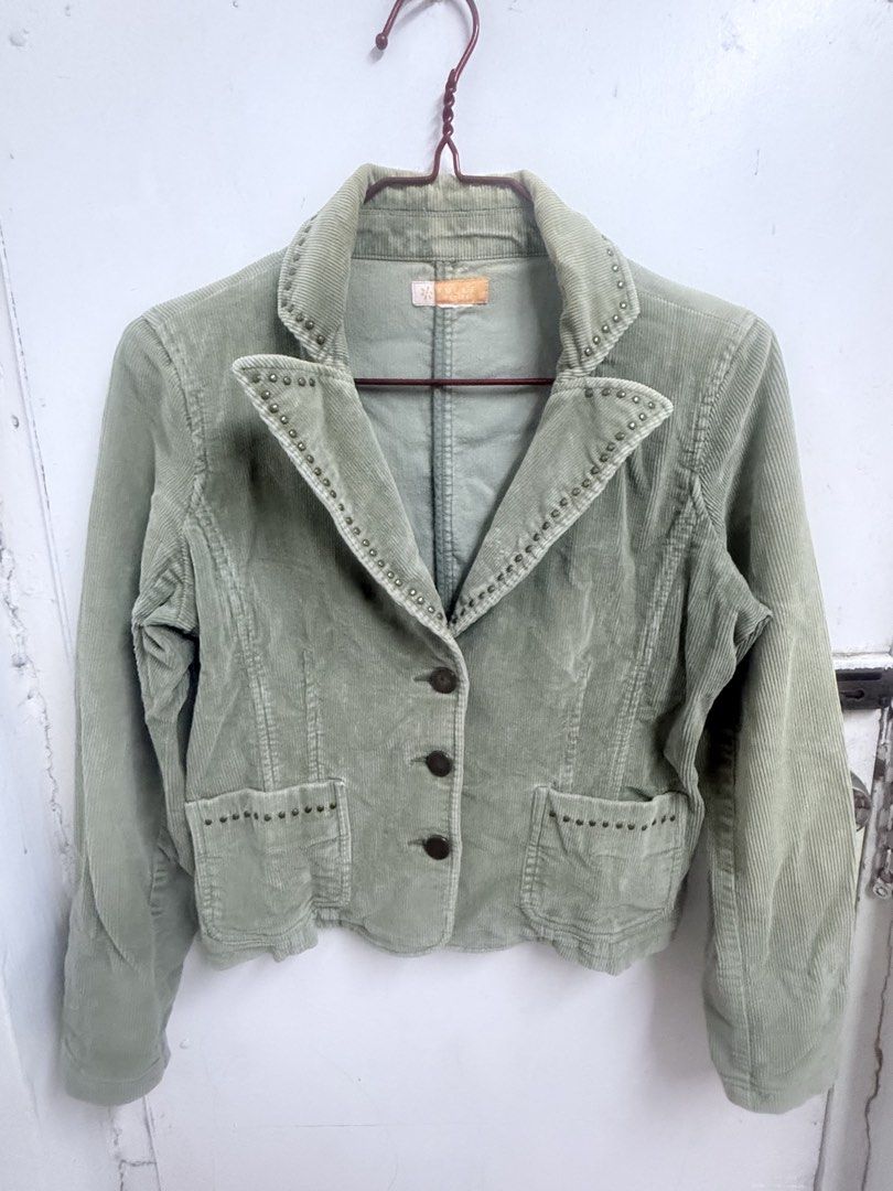 Tulle Petite Corduroy Studded Blazer Jacket (Category: Coats, Jackets and Outerwear) located in Mandaluyong City. Submitted by sandarah (Listing ID 1461257253, Image 2). Description: - Light green corduroy blazer - Brand: Tulle Petite - Stud detailing on collar and pockets - Two-button closure - Versatile for pairing with jeans or skirts - Ideal layering piece.
