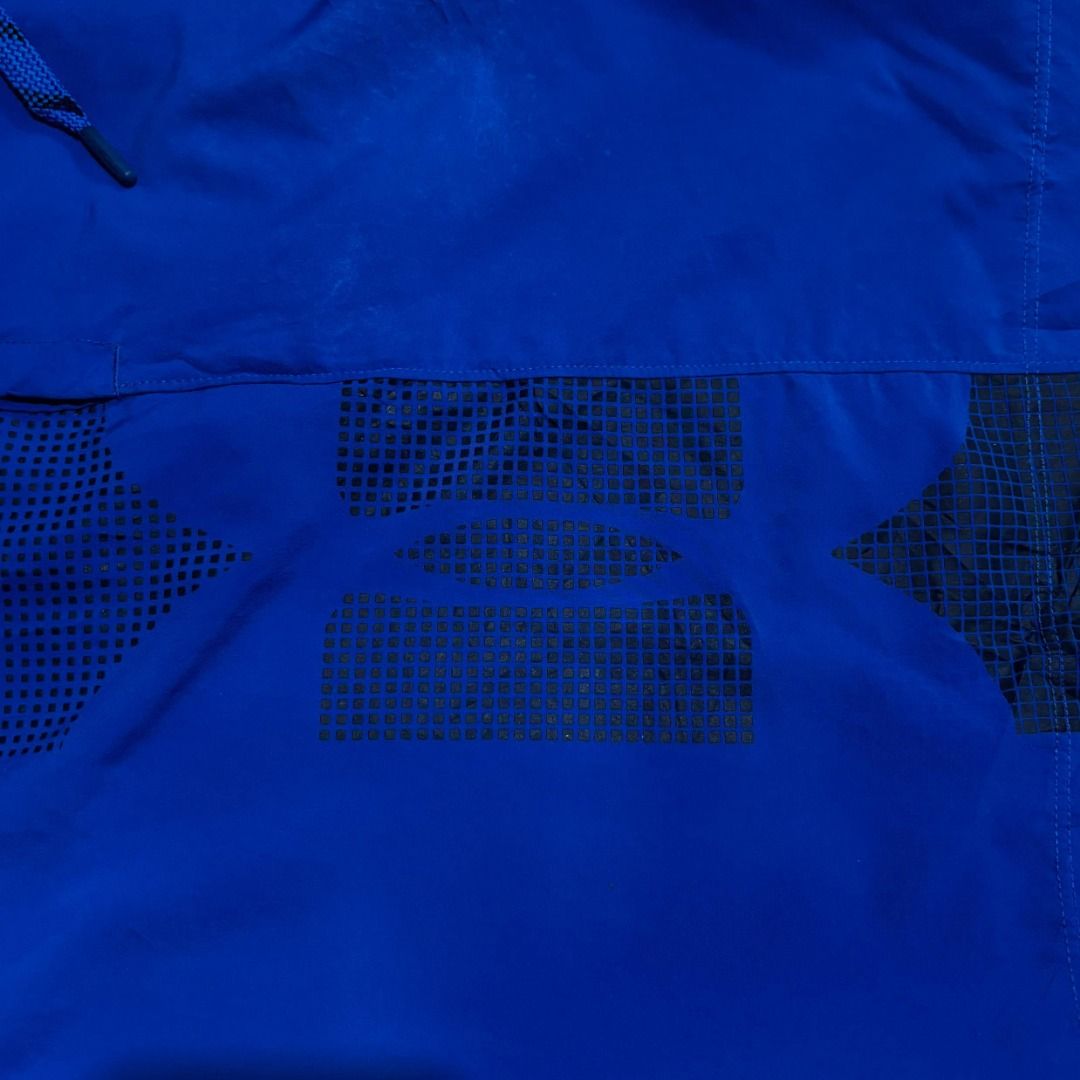 Under Amour Lightweight Training/Basketball Shorts (Category: Activewear) located in Mandaue City. Submitted by leroysky_stuffs (Listing ID 1461233507, Image 3). Description: INFORMATIONS/DETAILS 📝 -Size Large on tag (best fit to Medium) 32 width stretch up to 38 waistline 20 length -As new condition, near brandnew 💯 🏷️ -Subrang gaan ng tela neto mga boss/ser, pasok pang daily usage nyo for exercises💯🙌🏻 -Flaw: very minimal cut washtag only 