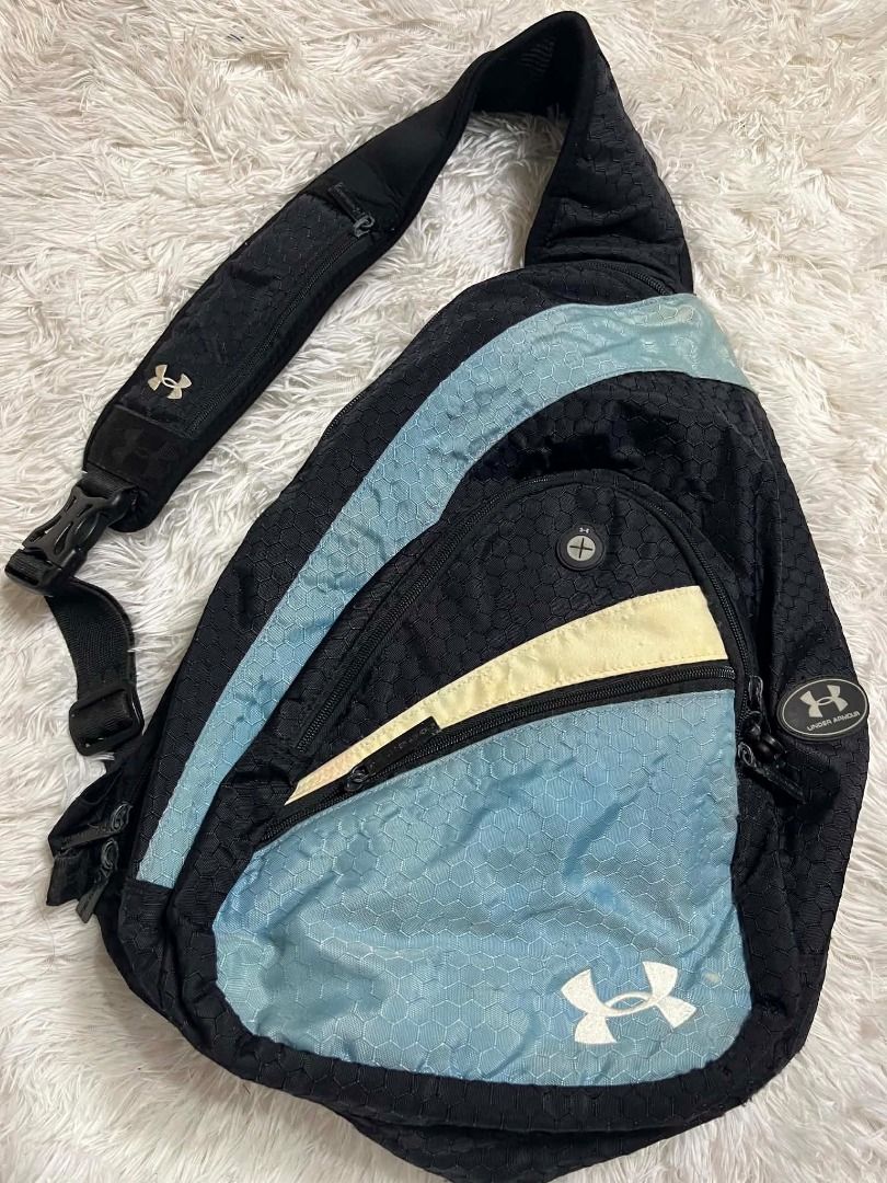 Under Armour Crossbody Bag (Category: Backpacks) located in Manila. Submitted by senggggg. (Listing ID 1461300030, Image 2). Description: good condition working zip no pinholes minimal sign of use need wash .