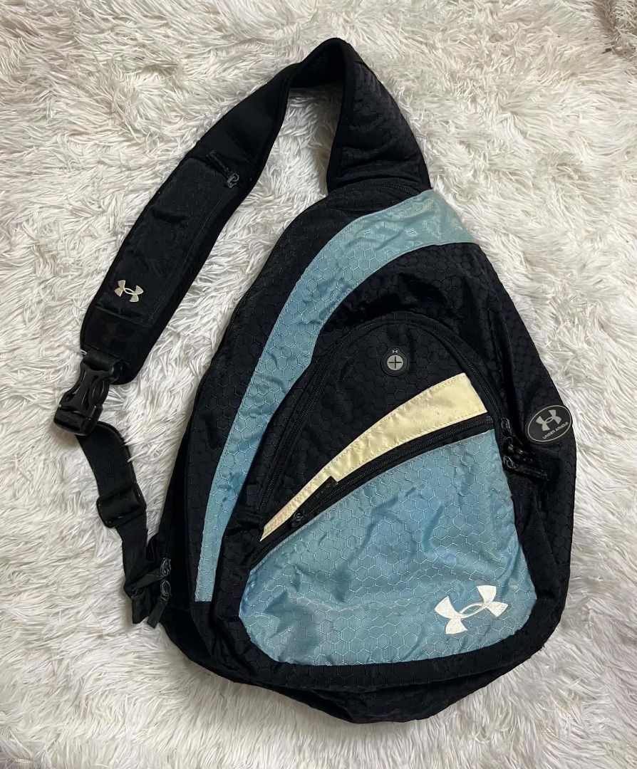 Under Armour Crossbody Bag (Category: Backpacks) located in Manila. Submitted by senggggg. (Listing ID 1461300030, Image 1). Description: good condition working zip no pinholes minimal sign of use need wash .
