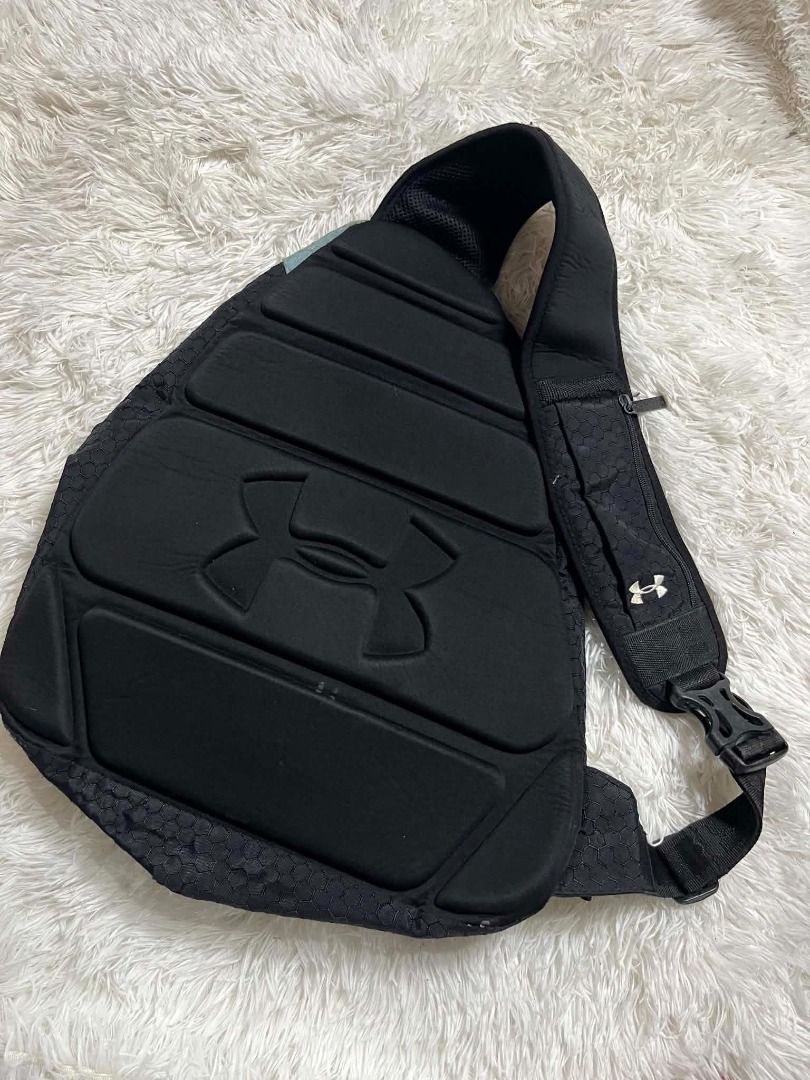 Under Armour Crossbody Bag (Category: Backpacks) located in Manila. Submitted by senggggg. (Listing ID 1461300030, Image 3). Description: good condition working zip no pinholes minimal sign of use need wash .