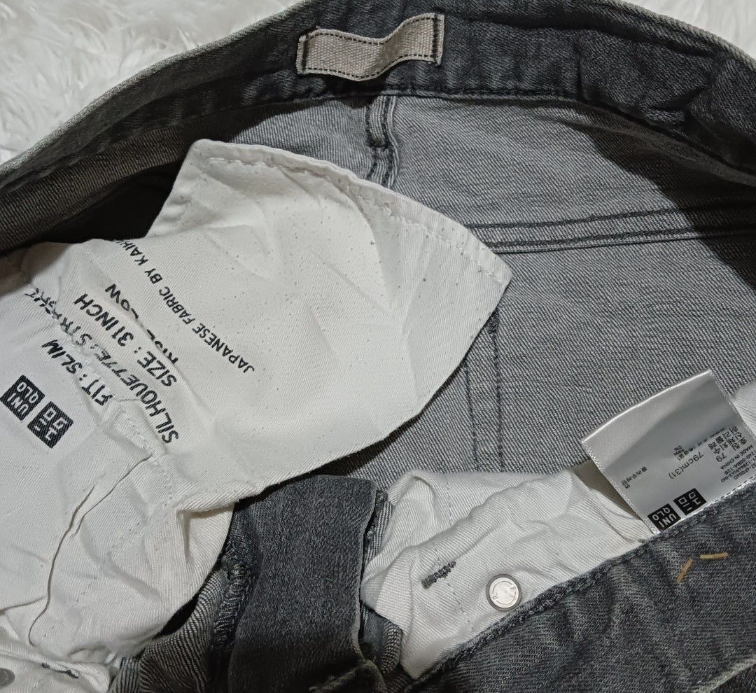 Uniqlo (Category: Jeans) located in Ozamiz City. Submitted by lovethriftshop18 (Listing ID 1461254214, Image 3). Description: size 31-32 length 36 stretchable.