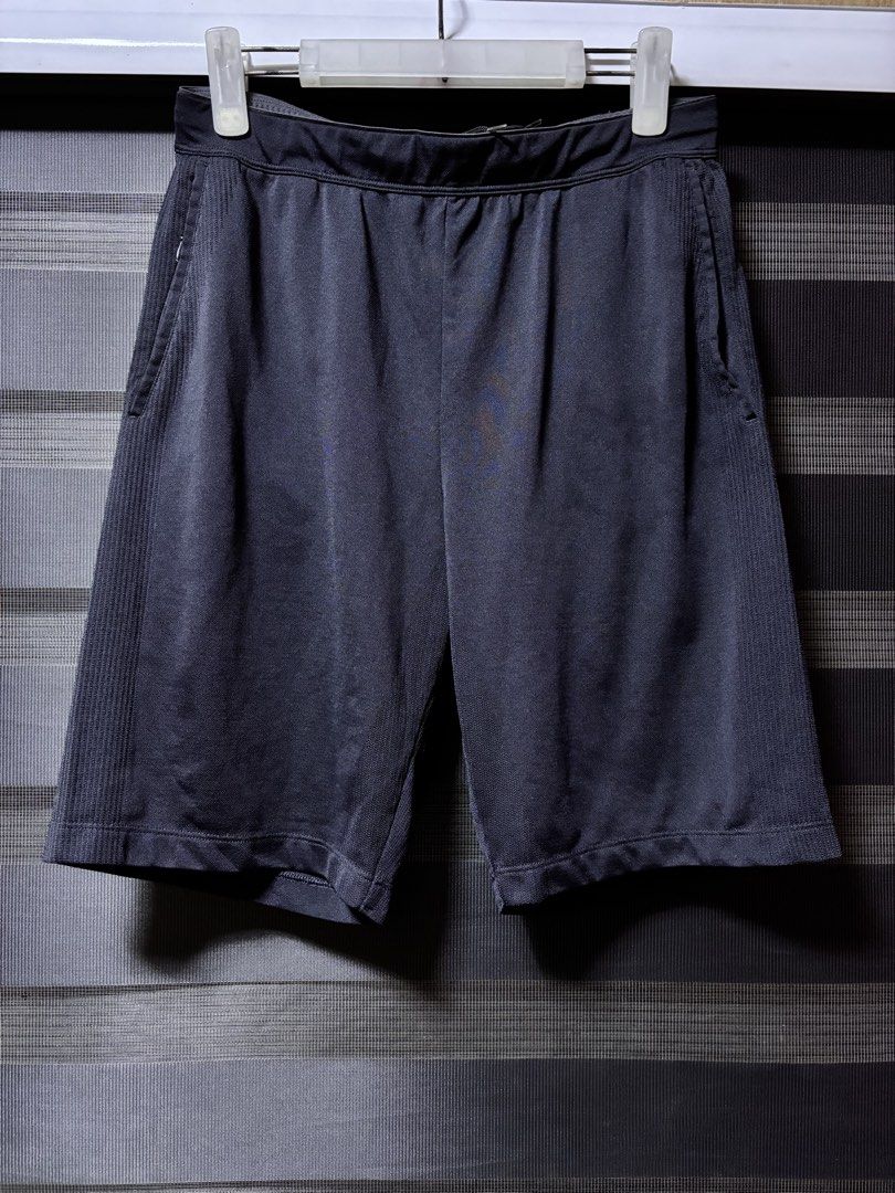 Uniqlo Dry EX Shorts Black (Category: Shorts) located in Pasig City. Submitted by abogadosupremo (Listing ID 1461272402, Image 1). Description: - Uniqlo Dry EX Shorts - Color: Black - Features: Elastic waistband with drawstring, 2 side pockets - Ideal for: Sports, gym, or casual everyday wear - Material: Comfortable and breathable fabric for all-day comfort - 100% Legit and Authentic - Very Good Condition - Color may vary due to lighting - No iss