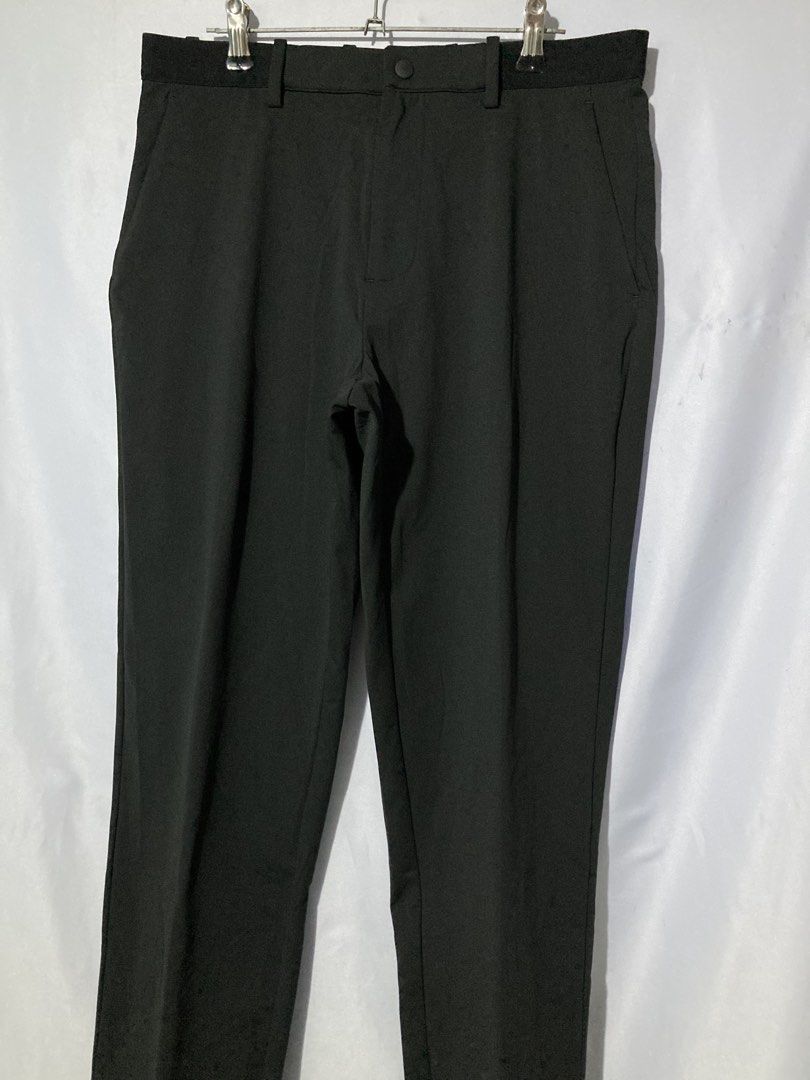 UNIQLO EASY SMART ANKLE PANTS (Category: Chinos) located in Naga. Submitted by wwy3ips (Listing ID 1461204784, Image 2). Description: UNIQLO EASY SMART ANKLE PANTS MEDIUM ON TAG 30-34 WAIST 37 LENGTH 7 LEG OPENING GOOD AS NEW CONDITION NO ISSUE 10/10 COLOR RATE.