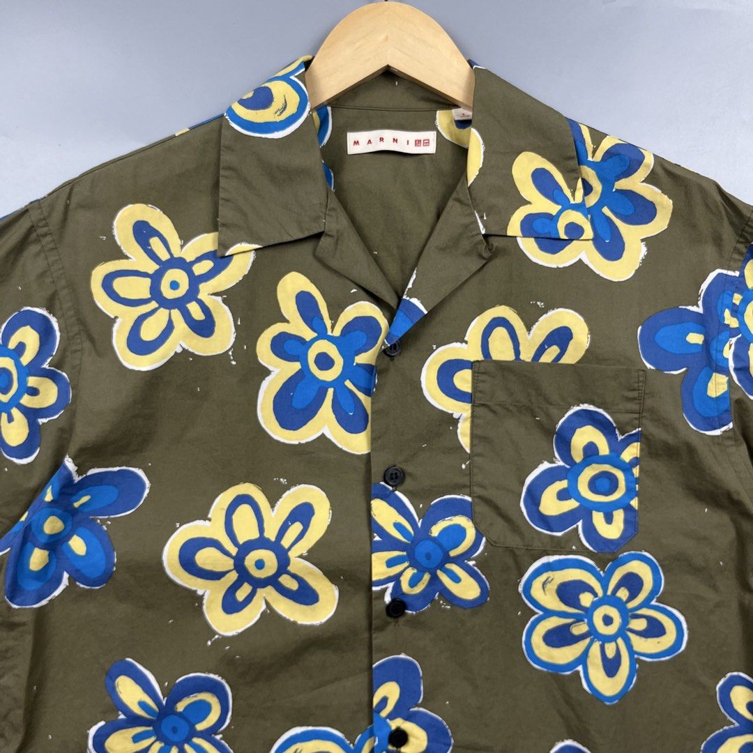 Uniqlo Marni Polo (Category: Activewear) located in Los Banos. Submitted by 4030.archives. (Listing ID 1461271866, Image 3). Description: Uniqlo Marni Polo 1800 Pesos Small Length : 27 inches Width : 22 inches Good as new.