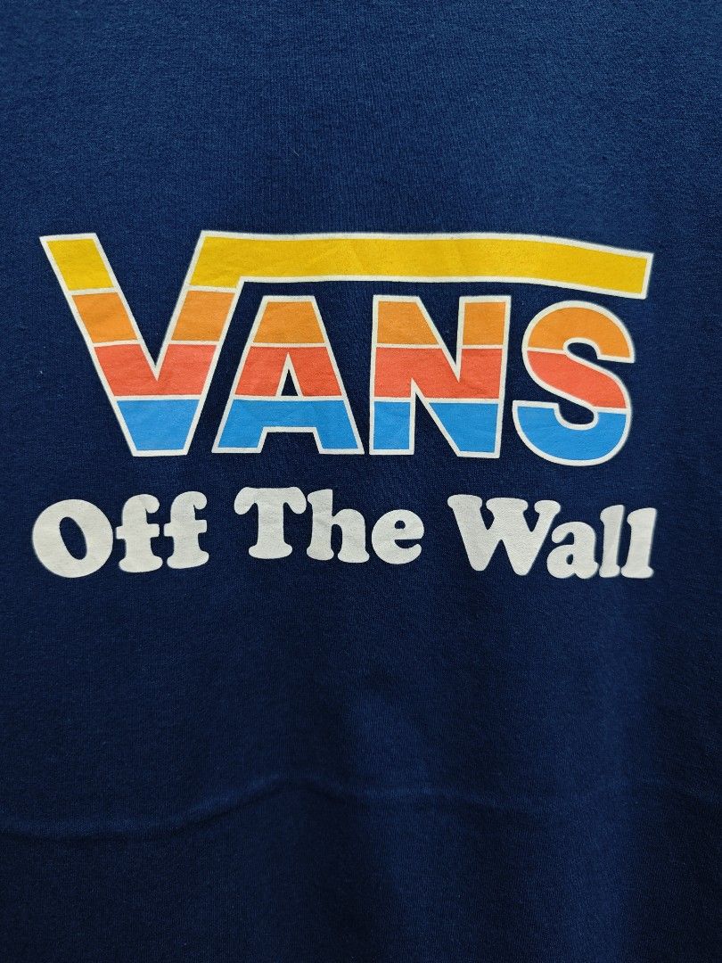 Vans Off The Wall T-shirt (Category: Tshirts & Polo Shirts ) located in Bulacan. Submitted by pzj_thrift (Listing ID 1461159041, Image 2). Description: Vans off the wall tee L 28.5 W 21 Condition 9/10 Color rate 9/10 No issue .