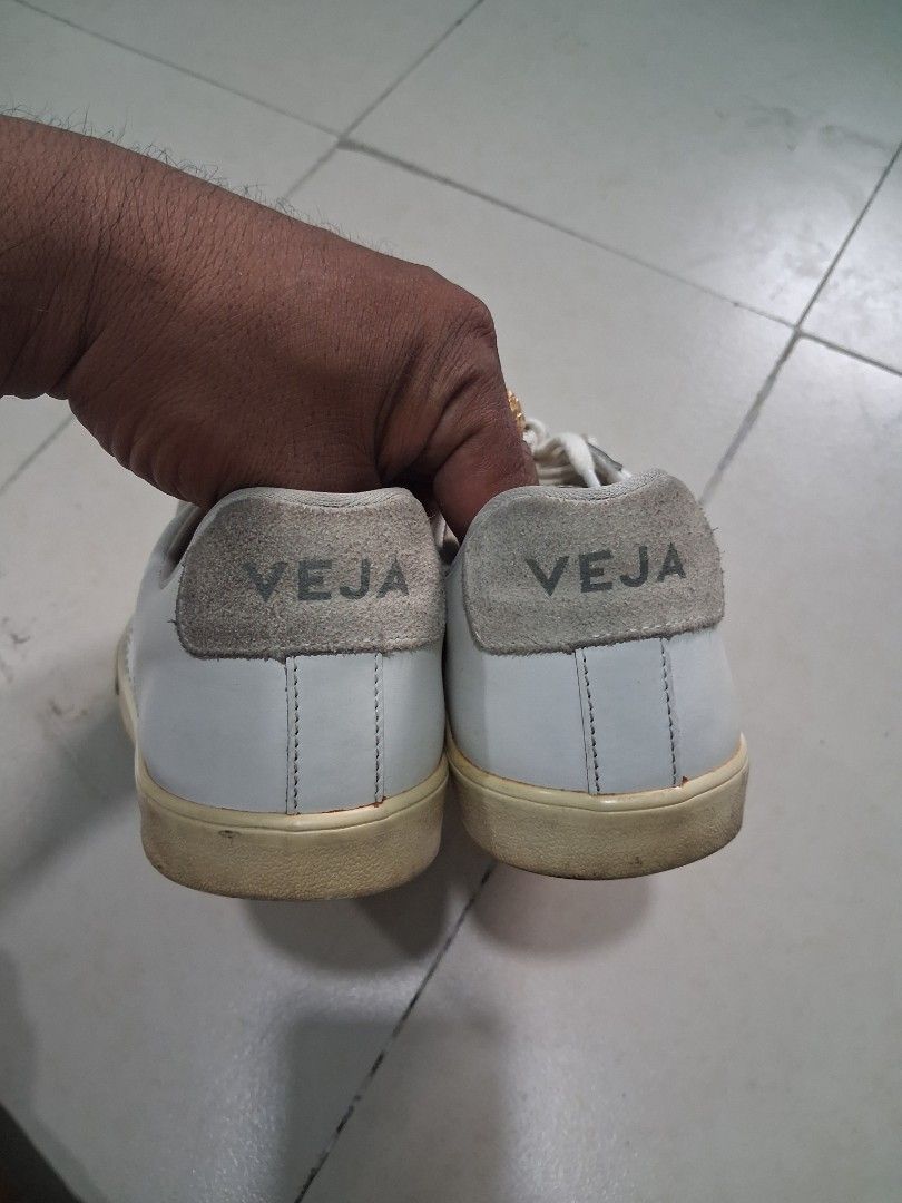 Veja shoes (Category: Announcements) located in Manila. Submitted by carlitoboh66625 (Listing ID 1461137397, Image 3). Description: veja shoes all details declare size 8 us price 550.