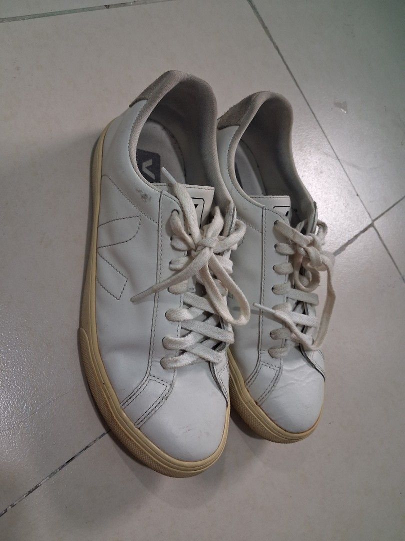 Veja shoes (Category: Announcements) located in Manila. Submitted by carlitoboh66625 (Listing ID 1461137397, Image 1). Description: veja shoes all details declare size 8 us price 550.