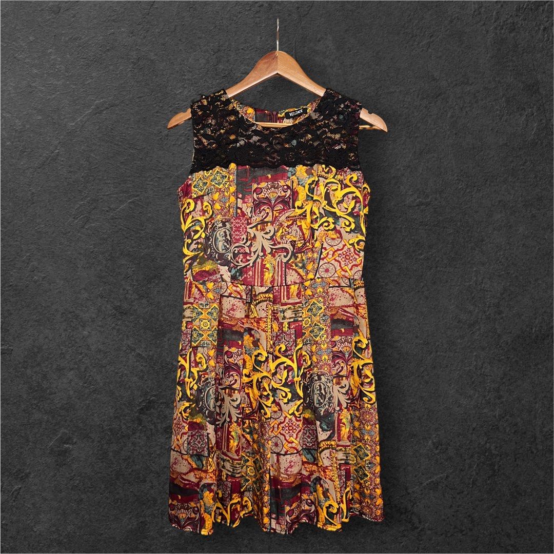 VERSACE DRESS (Category: Luxury Apparel) located in Solano. Submitted by brokeboyzsupply (Listing ID 1461269630, Image 1). Description: Size: M Width: 16 Length: 35 Colorrate: 10/10 Condition: 10/10 Issue/s: None “Color may vary due to lighting”.