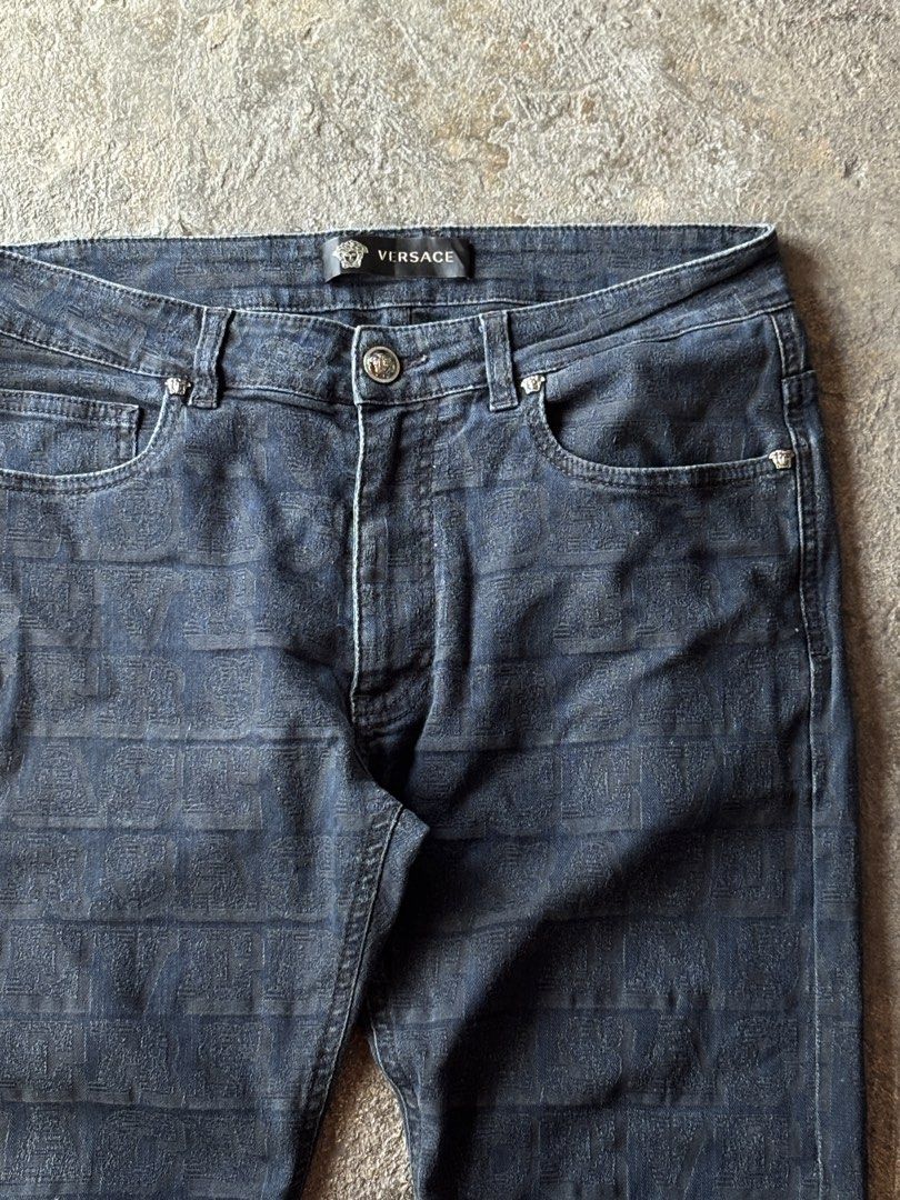 Versace Monogram Jeans (Category: Luxury Apparel) located in Bacolod City. Submitted by money_maker06 (Listing ID 1461201833, Image 3). Description: Versace Monogram Jeans •Authentic/Legit •Size: 30 •Length: 37.5 •Condition: Used •Issue: Just a normal sign of used •Price: 1999 •Dm me if you’re interested. i can give you more detailed pictures.
