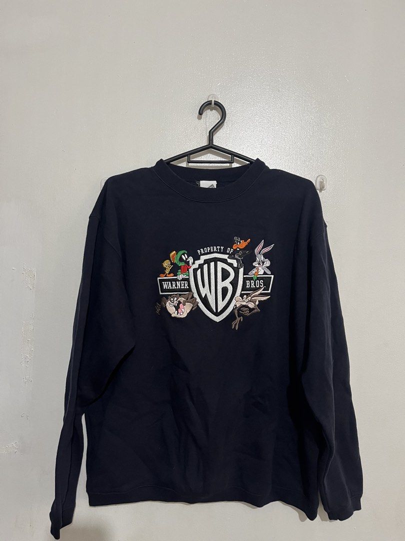 Vintage 1990s Warner Brothers Sweater (Category: Hoodies) located in Quezon City. Submitted by gamit_ni_benny (Listing ID 1461204919, Image 1). Description: Small but can fit medium L26 W21 QC Area .