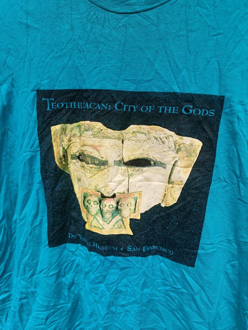 Vintage 90s Art Tee (Category: Tshirts & Polo Shirts ) located in Muntinlupa City. Submitted by eksenathriftshop (Listing ID 1461142132, Image 2). Description: Excellent Condition Size Large on tag Single Stitch all the way issue: Altered hem.