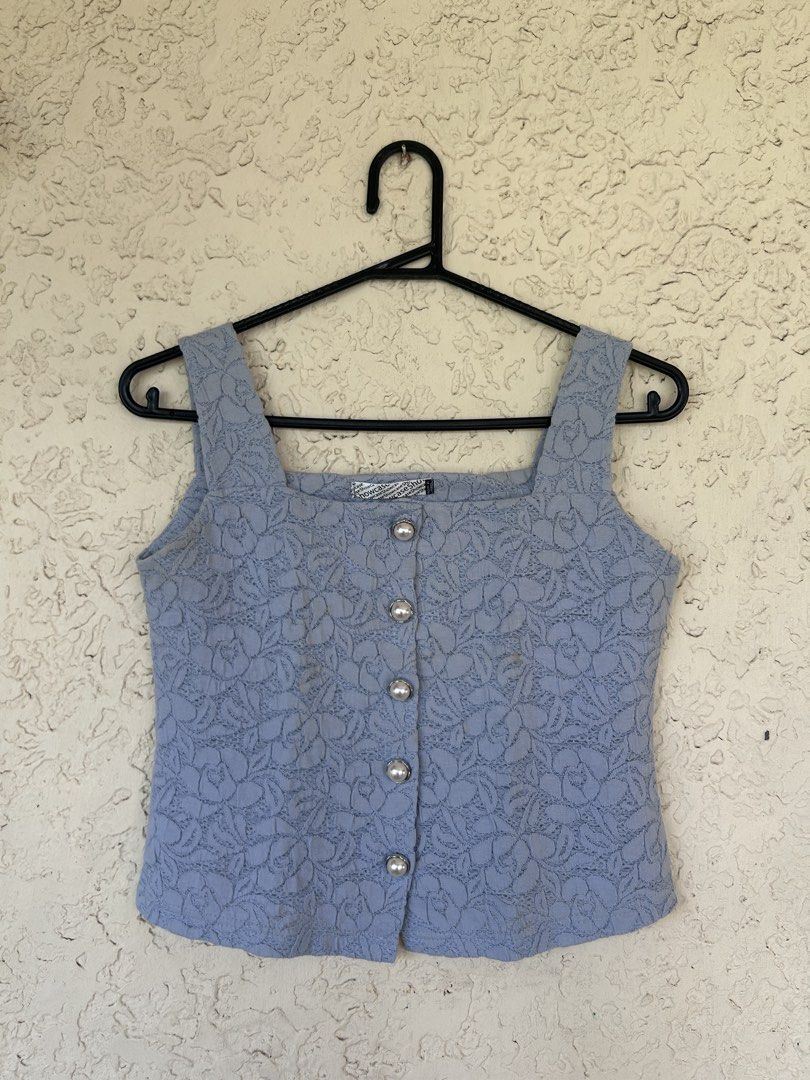 Vintage Blue Lace Vest Top (Category: Sleeveless) located in Batangas. Submitted by morcigues (Listing ID 1461161534, Image 1). Description: .