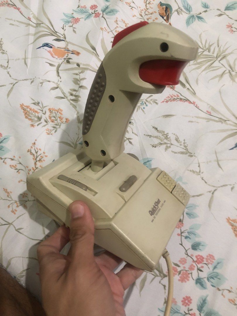 Vintage Quickshot SkyHawk PC controller untested (Category: Controllers) located in Quezon City. Submitted by markgolveo (Listing ID 1461165608, Image 2). Description: Vintage Quickshot SkyHawk PC controller untested.