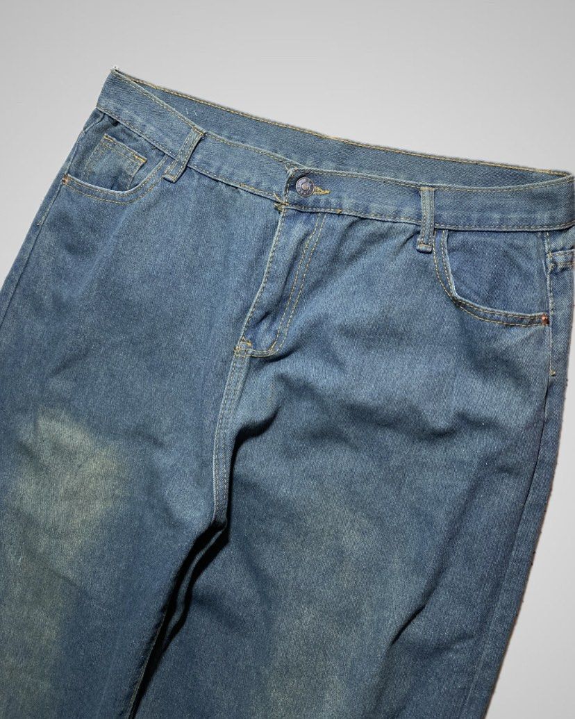 Baggy Pants (Category: Jeans) located in Nasipit. Submitted by yopey (Listing ID 1461297421, Image 2). Description: Vintage Wash Wide Leg Baggy Denim Pants Size: 35 Rise: 13.5 Thigh: 14 Leg Openning: 11 Price: 250.