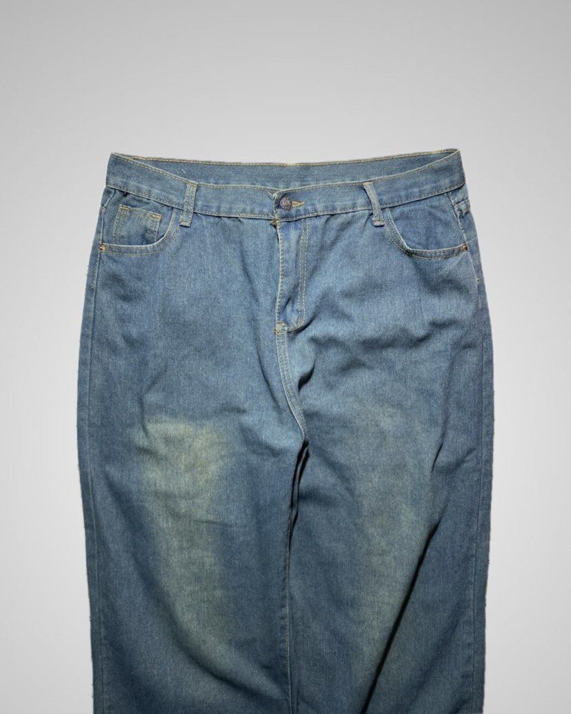 Baggy Pants (Category: Jeans) located in Nasipit. Submitted by yopey (Listing ID 1461297421, Image 3). Description: Vintage Wash Wide Leg Baggy Denim Pants Size: 35 Rise: 13.5 Thigh: 14 Leg Openning: 11 Price: 250.