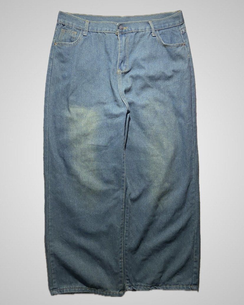 Baggy Pants (Category: Jeans) located in Nasipit. Submitted by yopey (Listing ID 1461297421, Image 1). Description: Vintage Wash Wide Leg Baggy Denim Pants Size: 35 Rise: 13.5 Thigh: 14 Leg Openning: 11 Price: 250.