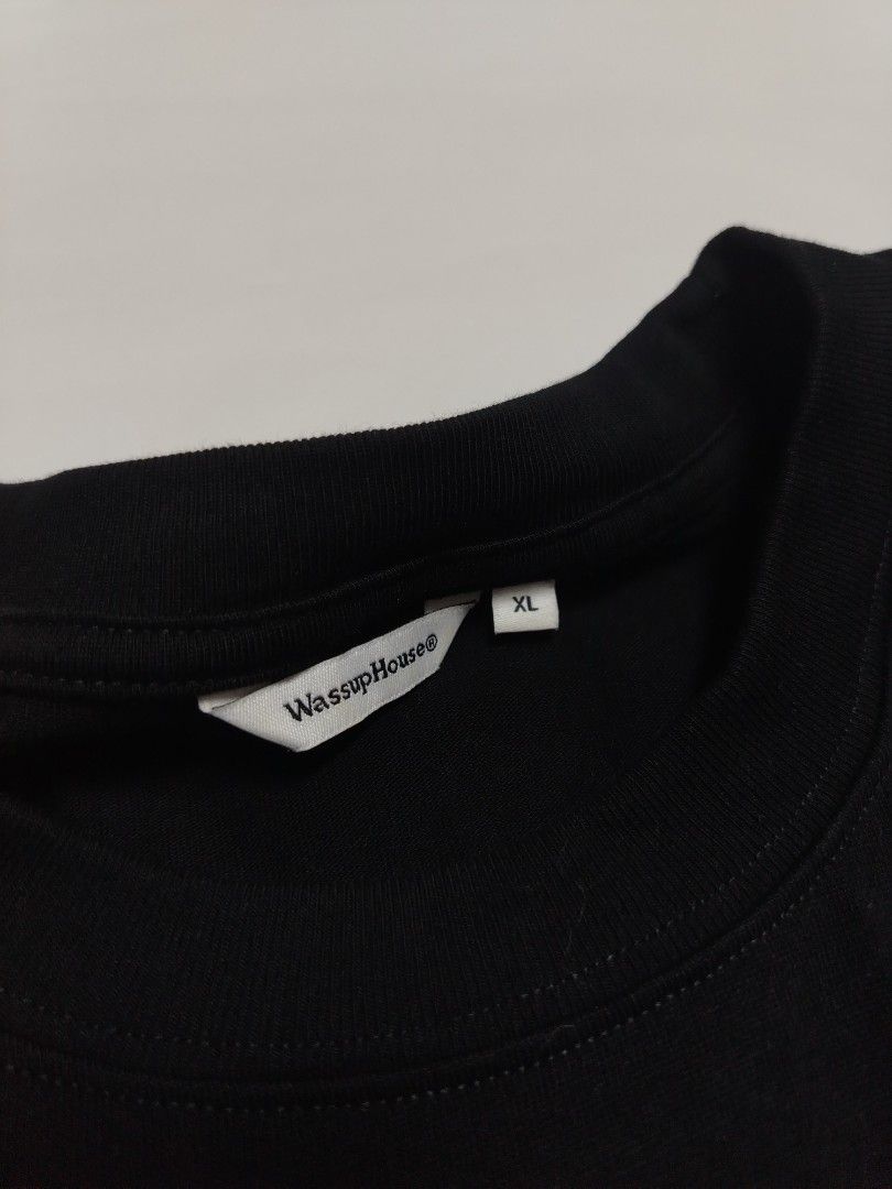 Wassup (Category: Tshirts & Polo Shirts ) located in Bocaue. Submitted by adrianberi35876 (Listing ID 1461247614, Image 3). Description: Wassup Width:23.2 Length:29.3 Napaka solid neto bagong bago pa Crew neck nadin sakal na sakal neckline Like new Condition No issue 📩📩 📩 📍 Bocaue,Bulacan.
