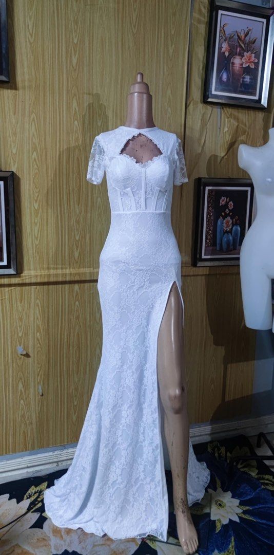 White gown (Category: Evening dresses & gowns) located in Cebu City. Submitted by prelvedbyrashaaa (Listing ID 1461257437, Image 2). Description: I had these gowns custom-made. They’re best suited for small to medium frames..