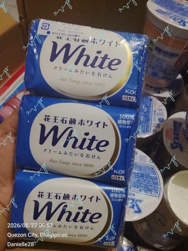 White Kao Soap Japan (Category: Bath) located in Quezon City. Submitted by annarosep (Listing ID 1461271025, Image 2). Description: 💯 Authentic Japan Products White Kao Soap 85g 3 Pieces per pack Origin: Osaka, Japan Ship from: Novaliches Quezon City.