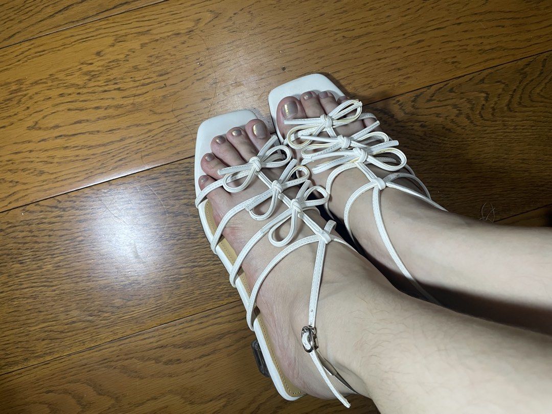White Strappy Square Toe Heels with Bow Details (Category: Heels) located in Manila. Submitted by ellie_owl (Listing ID 1461231791, Image 1). Description: Bought this for 1799 slightly used. Selling it now for 750 slightly negotiable for surw buyer only!! .