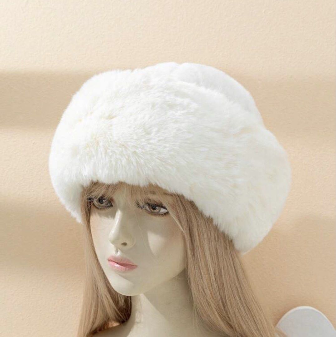 Winter white fluffy hat (Category: Hats & Beanies) located in Cavite. Submitted by angevenue (Listing ID 1461242600, Image 1). Description: Winter white fluffy hat Perfect for styling Worn once only, dm for ww pics Free size mop: gcash/maya mod: jnt/lala .