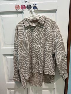 (Category: ) located in . Submitted by shopwithaidaa (Listing ID 1461123065, Image 1). Description: .