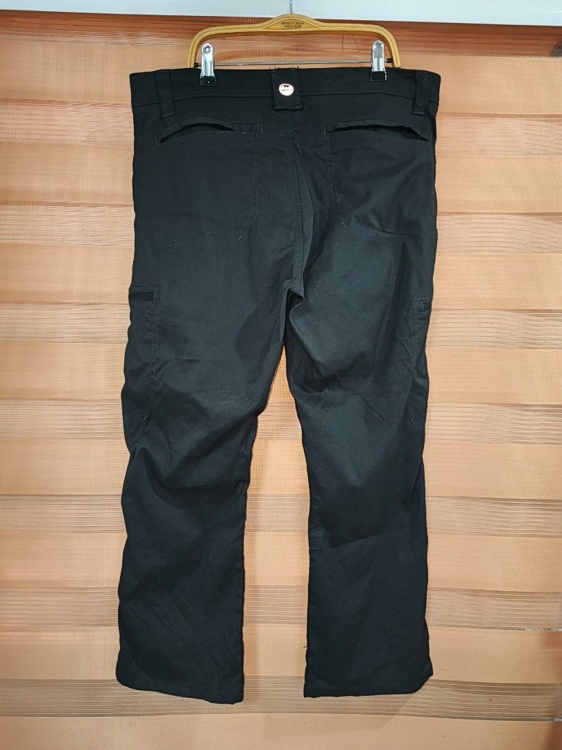 Wrangler Nylon Outdoor Pants (Category: Jeans) located in Cabuyao City. Submitted by dthrifts (Listing ID 1461281889, Image 1). Description: 34-36 W 36 L Authentic Quick Dry / Stretchable Brand New Condition.