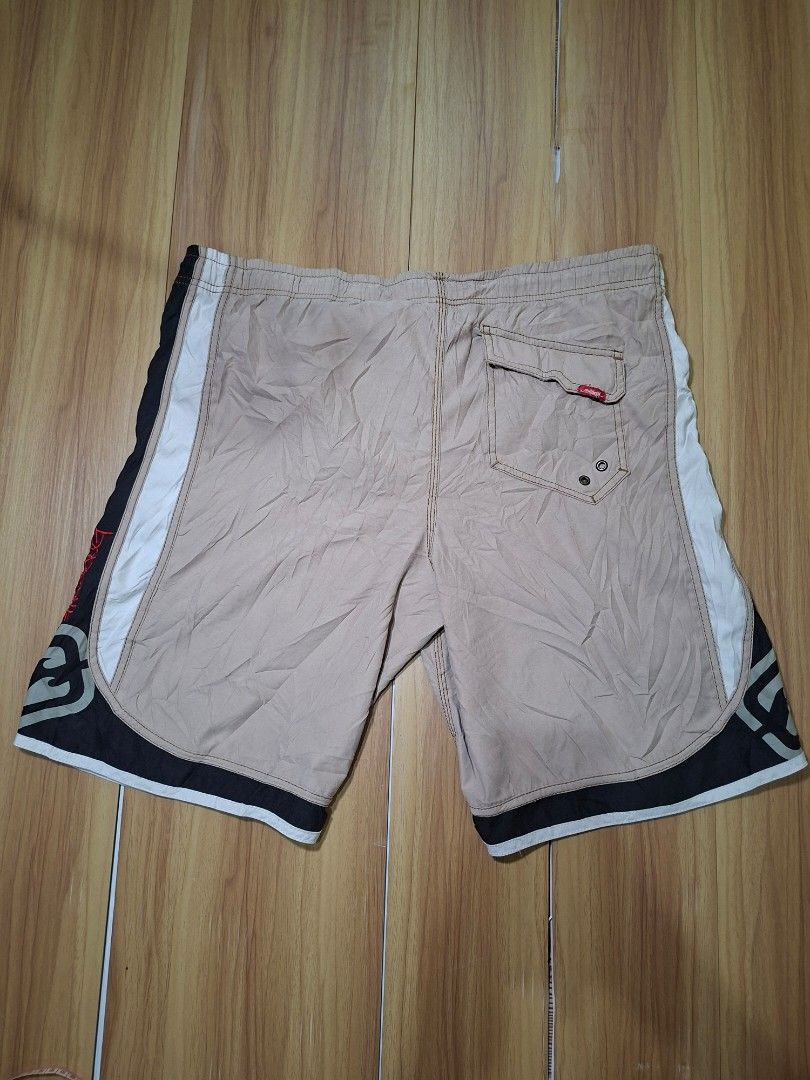 Y2K Billabong board short (Category: Shorts) located in Dipolog. Submitted by elcatips420 (Listing ID 1461280396, Image 3). Description: vintage billabong board short see the pic for the details BEST OFFER WIN still negotiable sa sure buyer UNLI VOUCH/VC LOCATION MINDANAO DIPOLOG CITY.