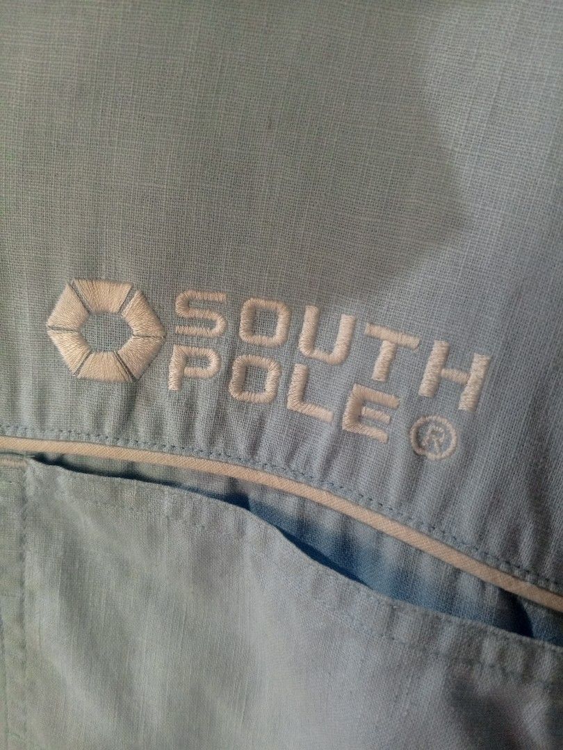 Y2K Southpole Polo Shirt (Category: Tshirts & Polo Shirts ) located in Marilao. Submitted by mosdefwji (Listing ID 1461181740, Image 2). Description: Vintage Southpole Polo Shirt Lightly Used/Fair Condition Needs wash only • Actual Measurements: Width: 27inches ( pit to pit ) Length: 31 inches Honest Issue: washable stain Location: Marilao Bulacan MOD: J&T Express Or Lalamove ( I can ship nationwide wide ) MOP: Gcash Only Strictly NO COD.