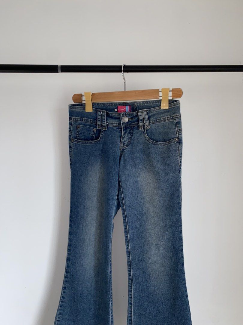 ‘Y2k Style Crissa Flared Denim Jeans’ (Category: Jeans) located in Calamba. Submitted by dreality. (Listing ID 1461257932, Image 2). Description: ‘Y2k Style Crissa Flared Denim Jeans’ - Beautiful Details! 🌸✨ Waist: 28 | Length: 34 | Leg Opening: 10 ・ In a Good Condition! ・ Color rate: 10/10 ・ Flaw: NONE! 🔖 PRICE: ₱600 ONLY!.