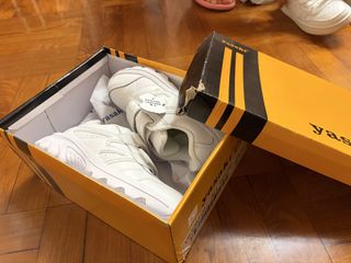 （分類：）位於 。 由 snorkmaiden_y 提交（商品編號 1461283701，圖片 1）。簡介： 。
