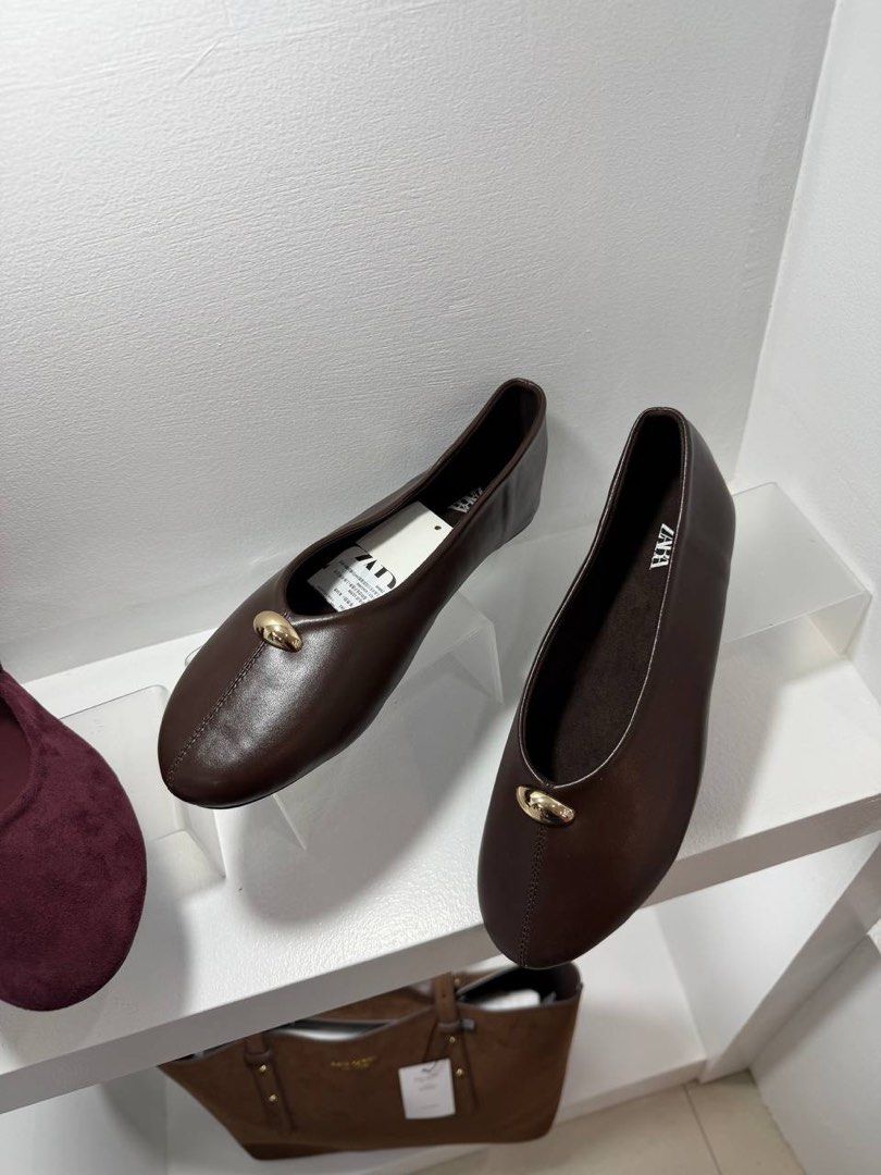 Zara Flats (Category: Flats & Sandals) located in Binan City. Submitted by pinkykeenshop (Listing ID 1461217696, Image 2). Description: .