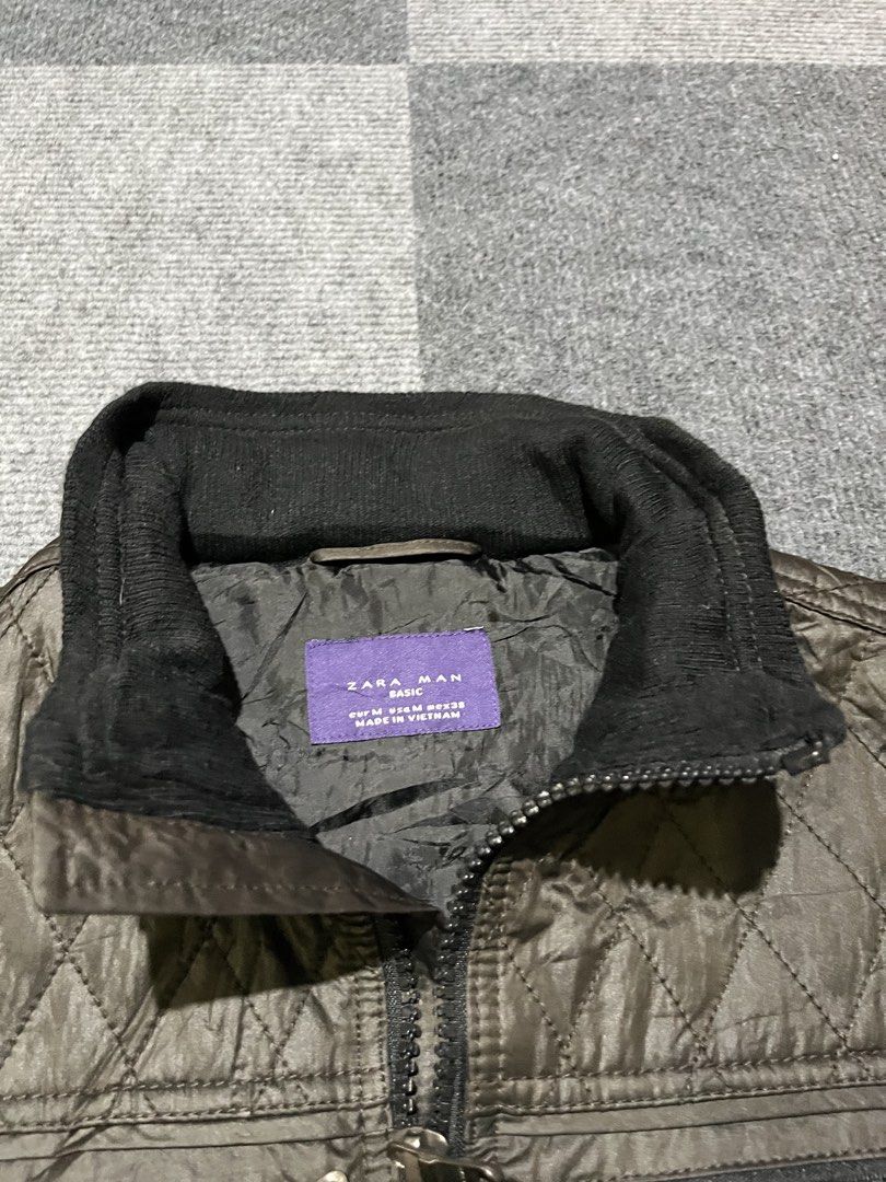 Zara Men vintage utility vest (Category: Vests) located in Naga. Submitted by kots_rojan (Listing ID 1461291565, Image 2). Description: in excellent condition size L no issue complete tags color rate 10/10.