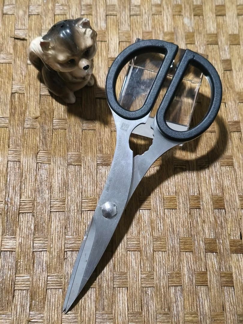 Zwilling henckels, suncraft & kokuyo multipurpose scissors (Category: Craft Supplies & Tools) located in Cabanatuan. Submitted by sonnelp (Listing ID 1461213281, Image 2). Description: - Zwilling henckels made in germany - Suncraft and kokuyo made in japan - Comfortable and ergonomic handles - Versatile for kitchen, crafts, and general use - High-quality construction - Used but still in solid condition.