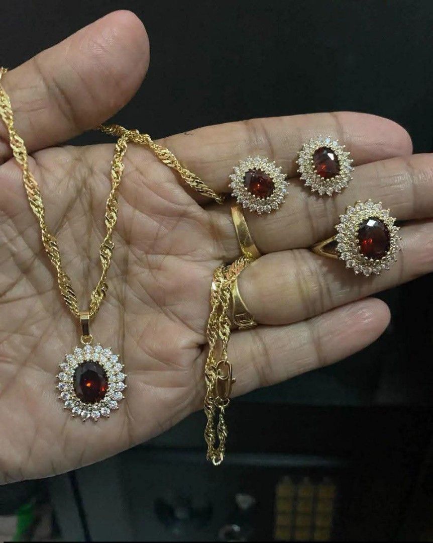 14K Vermeil Gold Set (Category: Necklaces) located in Caloocan City. Submitted by cheskhaionlinestore2.0 (Listing ID 1461518909, Image 2). Description: New Collection 🥰 14k GOLD VERMEIL Set ₱1300 only 📌 What is Vermeil Gold? 14K Vermiel Gold Gold vermeil (pronounced ver-may) is a high-quality type of gold-plated jewelry defined by a sterling silver base metal, a thick gold layer (at least 2.5 microns), and a gold purity of 10 karats or more.. ✅