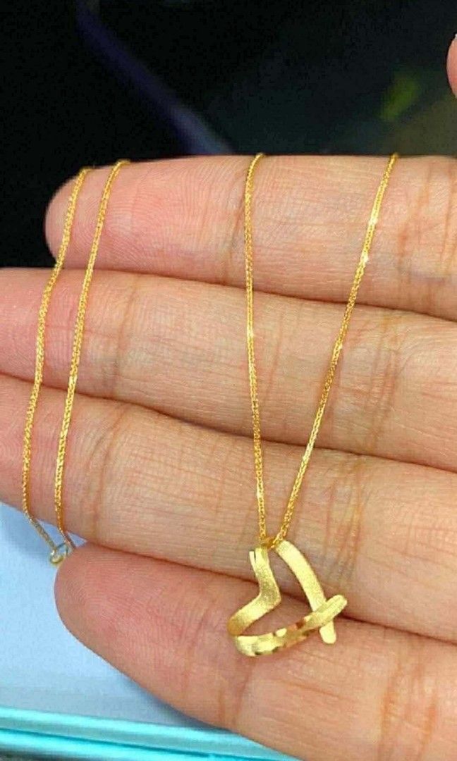 18K Saudi Gold Open Heart Pendant (Category: Necklaces) located in Caloocan City. Submitted by cheskhaionlinestore2.0 (Listing ID 1461450751, Image 3). Description: 18K Pure Saudi Gold OPEN HEART PENDANT Rope- ₱6050 only 📌 Dancing- ₱4300 only 📌 Tuaco- ₱4300 only 📌 Box chain- ₱6200 only 📌 Figaro- ₱7200 only 📌 Cadena- ₱6850 only 📌 Micro- ₱6100 only 📌 Paperclip- ₱6800 only 📌 C4rter- ₱5900 only 📌 Japan- ₱6700 only 📌 🍒 Pawnable/ Nasasangla�
