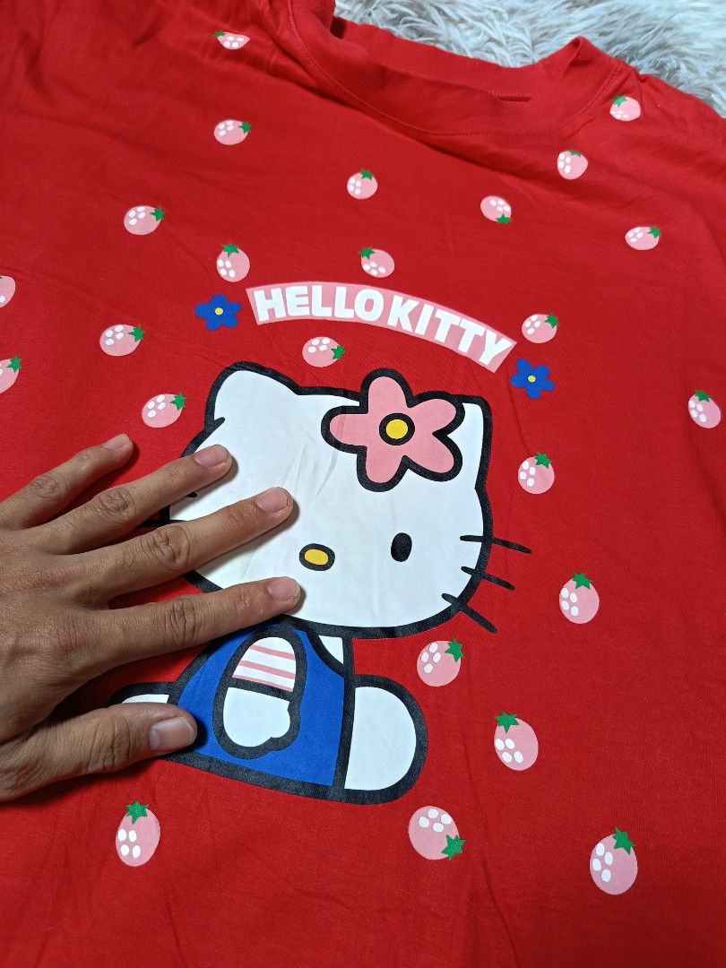 1997 hello kitty shirt deadstock condi (Category: Shirts) located in Quezon City. Submitted by tedthrift (Listing ID 1461376163, Image 3). Description: VTG hello kitty deadstock condi size L from thriftstore.