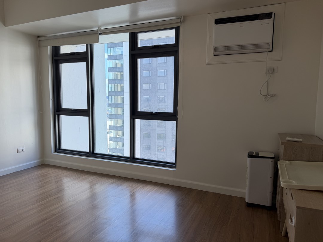 (Category: ) located in . Submitted by narcisorealty (Listing ID 1461346815, Image 1). Description: .