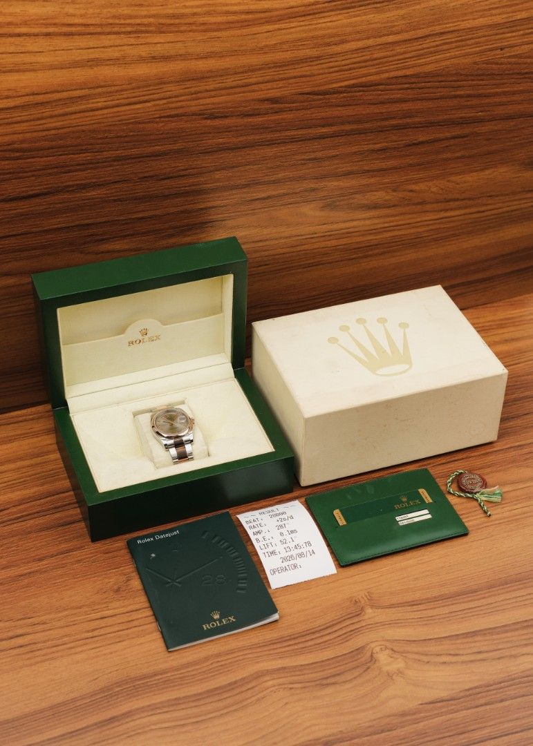 2012 Rolex Datejust w/ Box and Papers (Category: Luxury Watches) located in Manila. Submitted by windsorfinery (Listing ID 1461347264, Image 2). Description: Rolex Datejust 116201 2012 Automatic 36mm Stainless steel/Everose gold Sapphire Rolex bracelet Box: Yes Papers: Yes Others: Rolex hang tag, booklet, card holder and timegrapher receipt. 1-Year Mechanical Warranty by Windsor Finery Co. *SRP of the latest reference is ₱952,500* Cash Price: ₱53