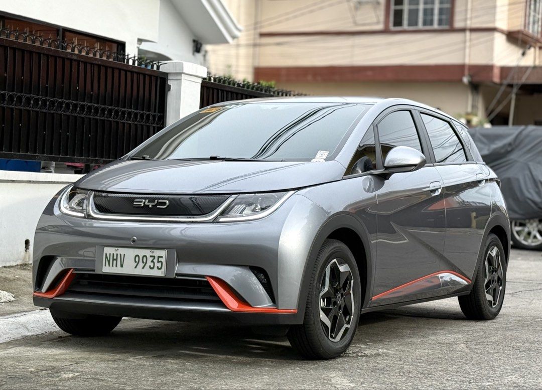 2025 BYD Dolphin EV 4t kms only Auto (Category: Used Cars) located in Las Pinas. Submitted by peter09165089910 (Listing ID 1461440394, Image 1). Description: 2025 BYD Dolphin Full EV 405kms range, 4,000 kms mileage only, good as new, under BYD warranty, no history of accident and not flooded, 1M slightly negotiable, Las Piñas area viewing. 0 9 2 7 2 0 4 6 6 7 7.