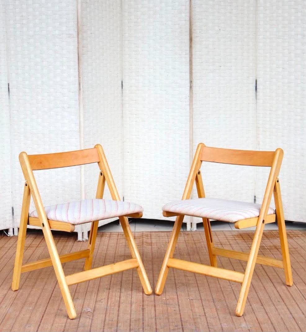 2PCS FOLDING CHAIR (Category: Chairs) located in Manila. Submitted by jerichocal17856 (Listing ID 1461436337, Image 2). Description: JAPAN SURPLUS FURNITURE 2PCS FOLDING CHAIR Size 16.5L x 16W x 15.5SH x 25H in inches (AS-IS ITEM) *Minimal Scratch Only IN GOOD CONDITION.