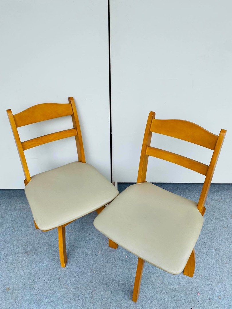 2PCS NITORI SWIVEL DINING CHAIRS (Category: Chairs) located in Manila. Submitted by jerichocal17856 (Listing ID 1461433095, Image 3). Description: “JAPAN SURPLUS” 2PCS NITORI SWIVEL DINING CHAIRS SIZE: 18L” x 18W” x 17Sh” x 32H” inches (AS-IS ITEM) IN GOOD CONDITION.