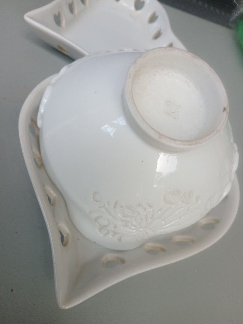 3pcs.white Japan branded table ware for your needs (Category: Other Kitchenware & Tableware) located in Manila. Submitted by padillahe35291 (Listing ID 1461396524, Image 2). Description: 3 pcs.saucer and pourer for your needs.
