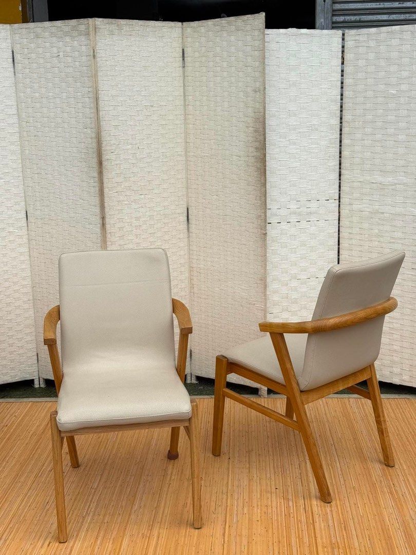 4PCS LEATHER ACCENT CHAIR OR DINING CHAIR SOLID WOOD FRAME (Category: Chairs) located in Manila. Submitted by jerichocal17856 (Listing ID 1461428985, Image 3). Description: JAPAN SURPLUS 4PCS LEATHER ACCENT CHAIR OR DINING CHAIR SOLID WOOD FRAME IN GOOD CONDITION SIZE: 18H x 20L x 19.5W inches.