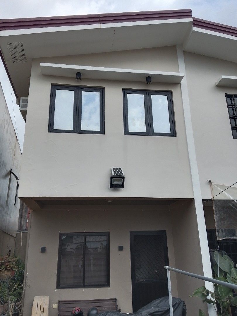 85 series casement windows (Category: Others) located in Manila. Submitted by jd_glassaluminum (Listing ID 1461439741, Image 2). Description: 85 series hi end profile casement windows with security screen double glazed sound proof.