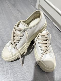 （分類：）位於 。 由 sebyby 提交（商品編號 1461357135，圖片 1）。簡介： 。